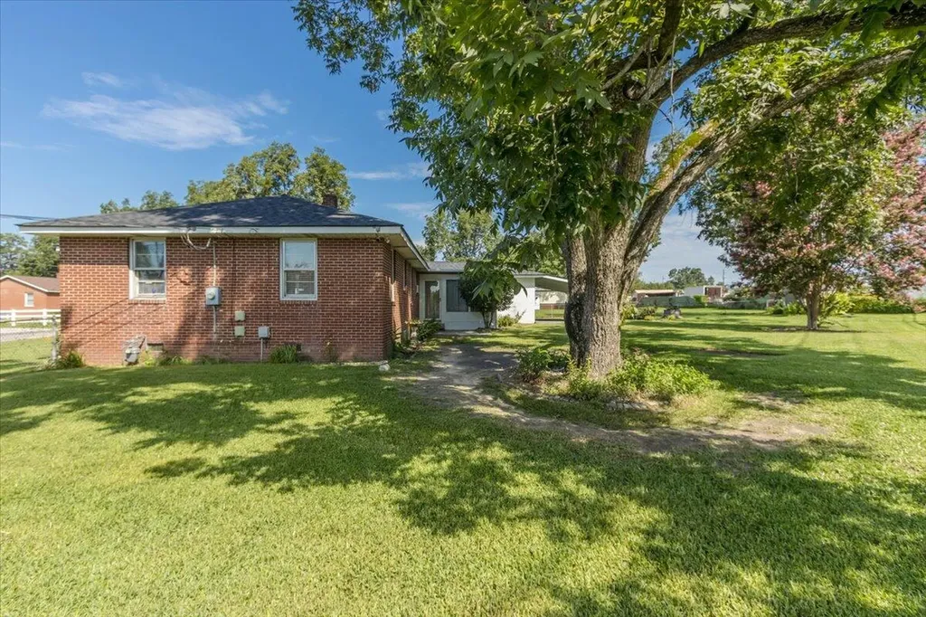 3613 Lake Shore Drive Martinez GA 30907