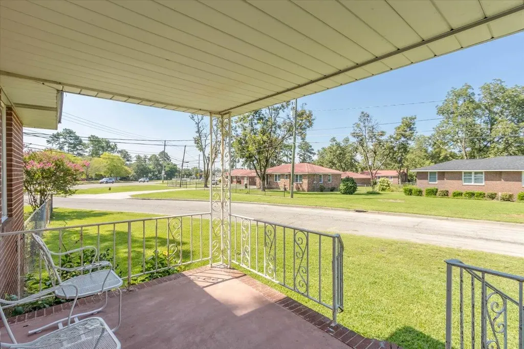 3613 Lake Shore Drive Martinez GA 30907