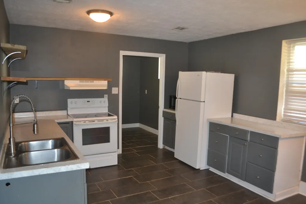 1898 Mcdade Farm Road Hephzibah GA 30815