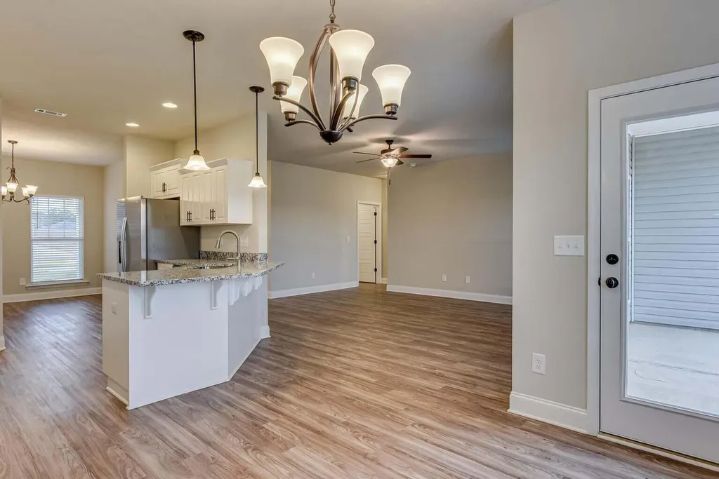 123 Willow Oak Circle Thomson GA 30824
