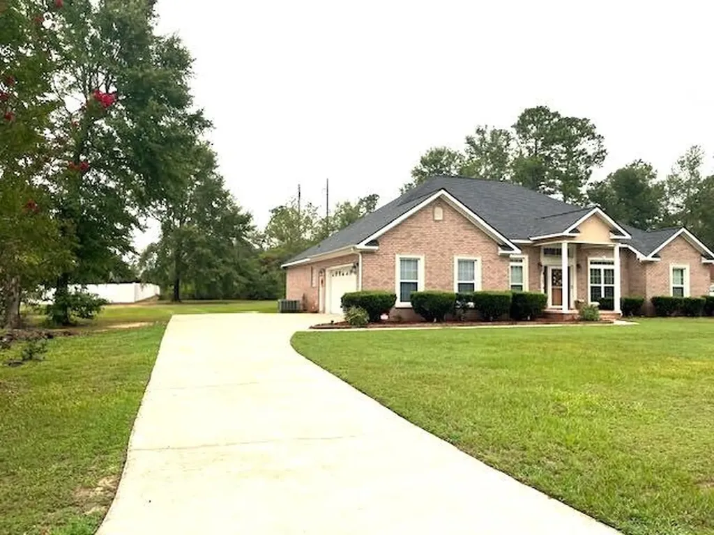 2010 Mccoy Mill Road Hephzibah GA 30815