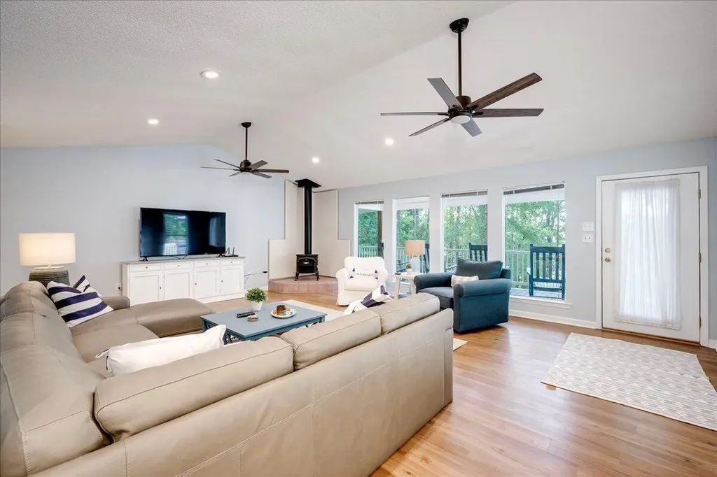 1695 Buckhead Drive Tignall GA 30668
