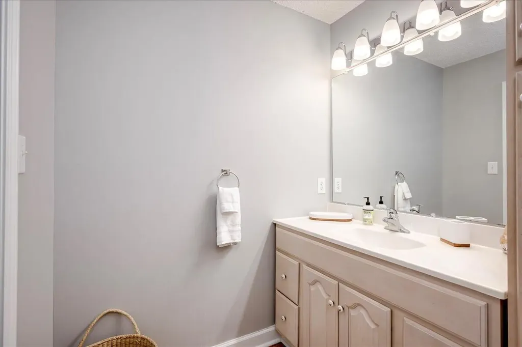 1695 Buckhead Drive Tignall GA 30668