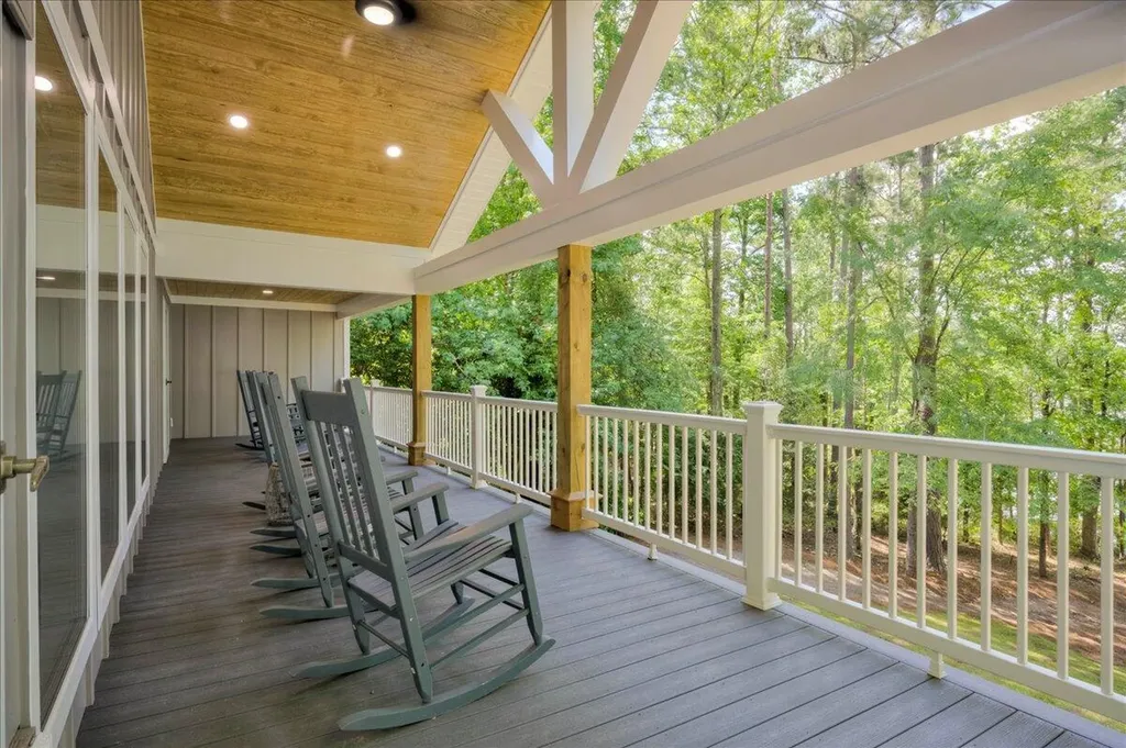 1695 Buckhead Drive Tignall GA 30668