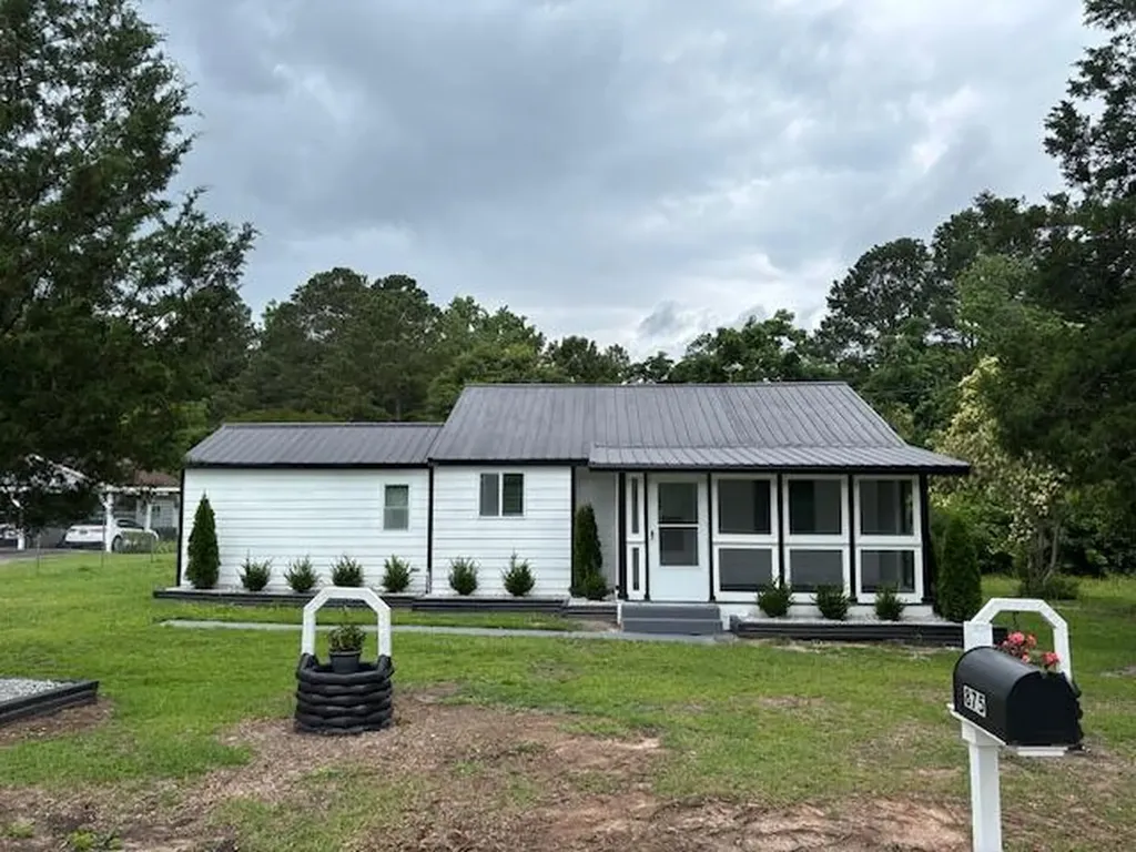 875 Earle Street Thomson GA 30824