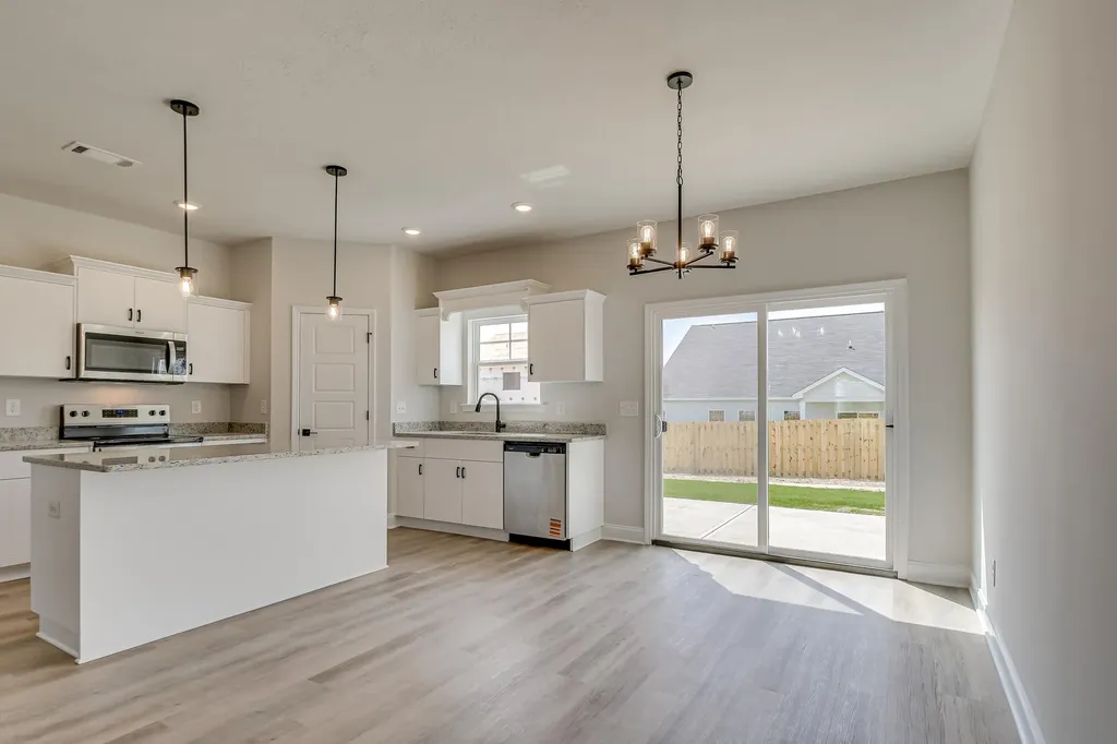 125 Willow Oak Circle Thomson GA 30824