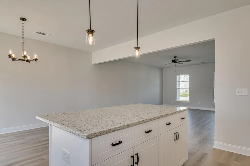 125 Willow Oak Circle Thomson GA 30824