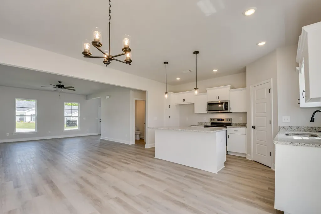 125 Willow Oak Circle Thomson GA 30824