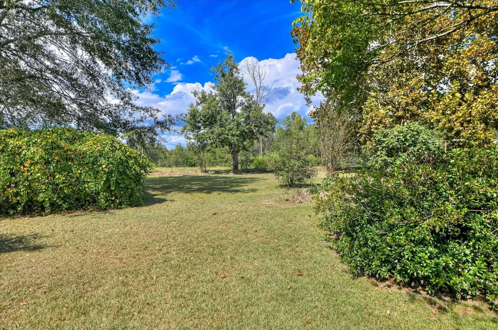 2135 Fort Creek Road SE Road Dearing GA 30808