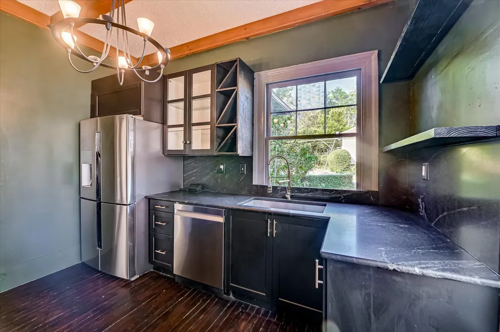 1327 Hickman Road Augusta GA 30904