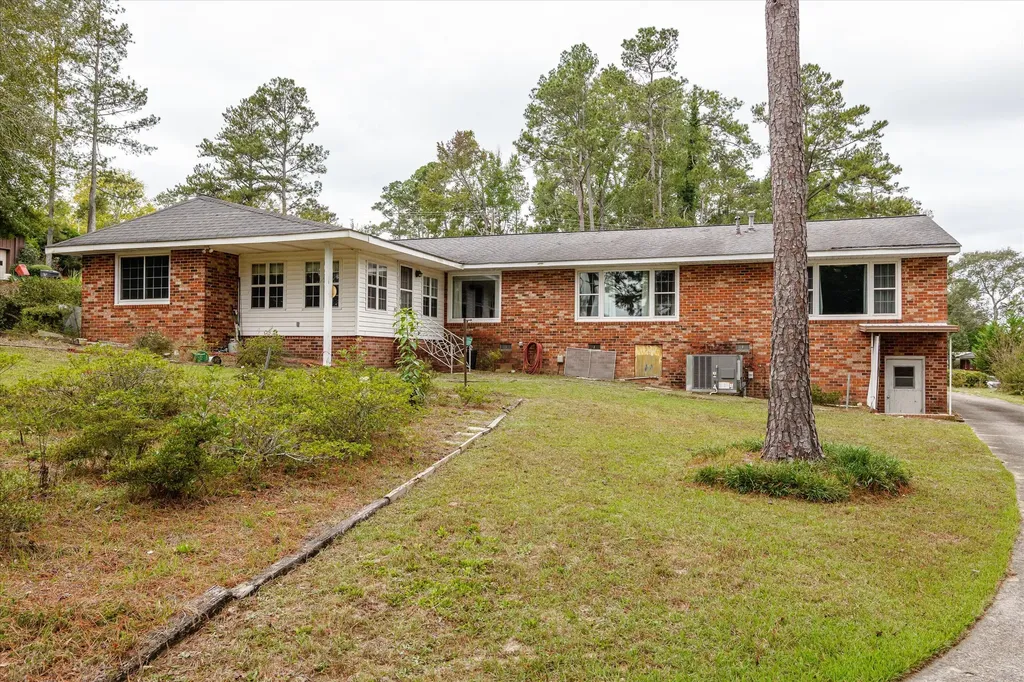 4038 S Goshen Lake Drive Augusta GA 30906