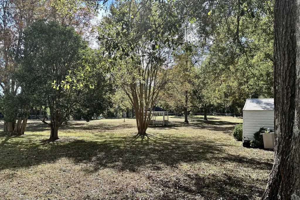 123 Lee Street Thomson GA 30824