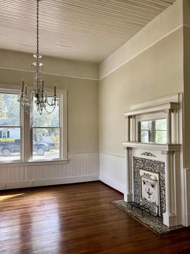 123 Lee Street Thomson GA 30824