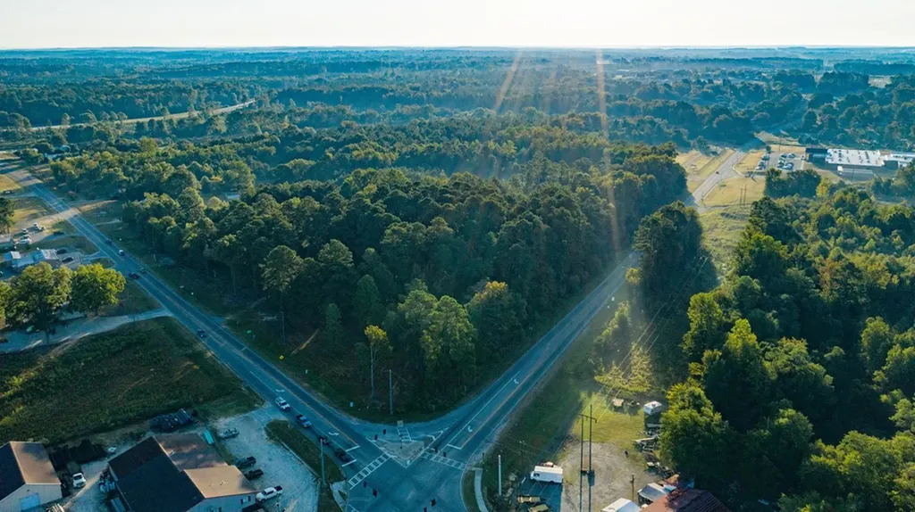696 Cobbham Road Thomson GA 30824