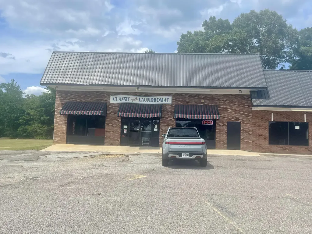 202 Thomson Hwy / Hwy 17 North Wrens GA 30833
