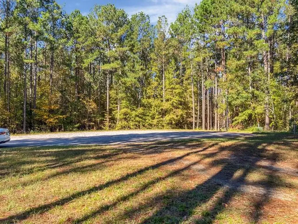 18 S Pointe Cove Lincolnton GA 30817