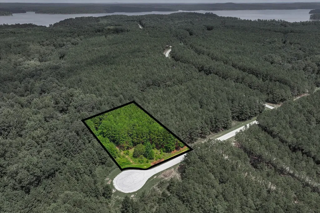 1210 Edge Lane Tignall GA 30668