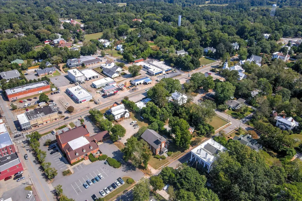 205 E Liberty Street Washington GA 30673