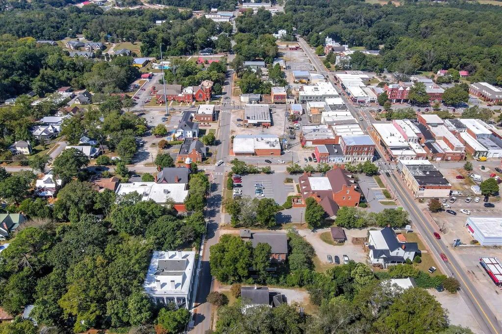 205 E Liberty Street Washington GA 30673