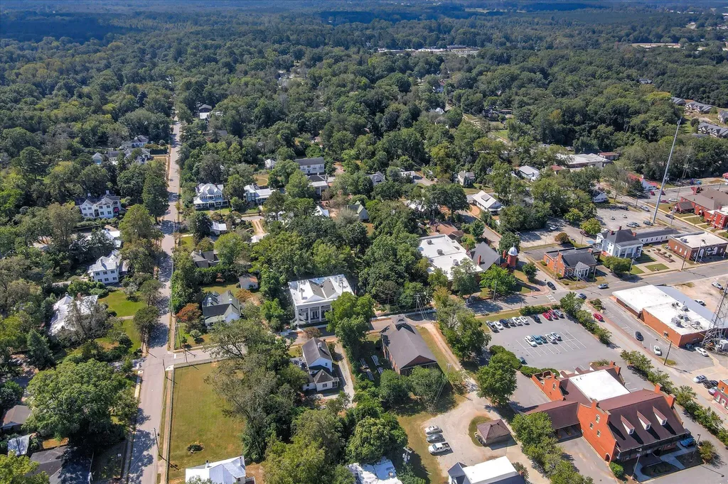 205 E Liberty Street Washington GA 30673