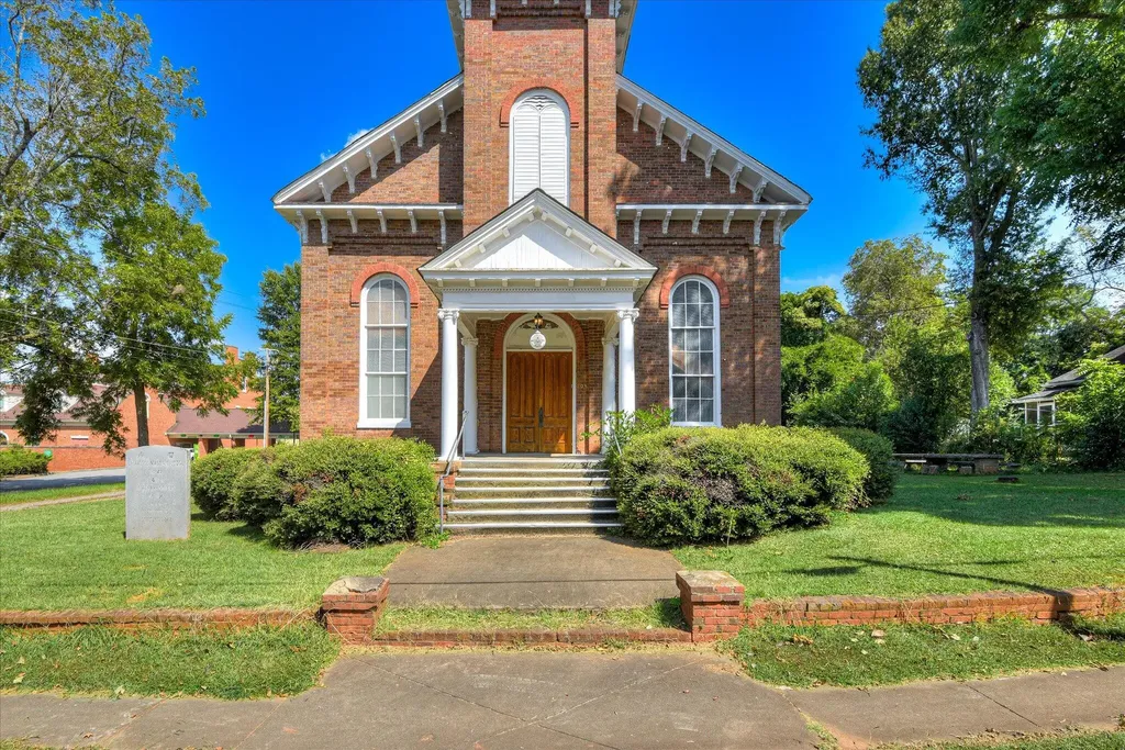 205 E Liberty Street Washington GA 30673