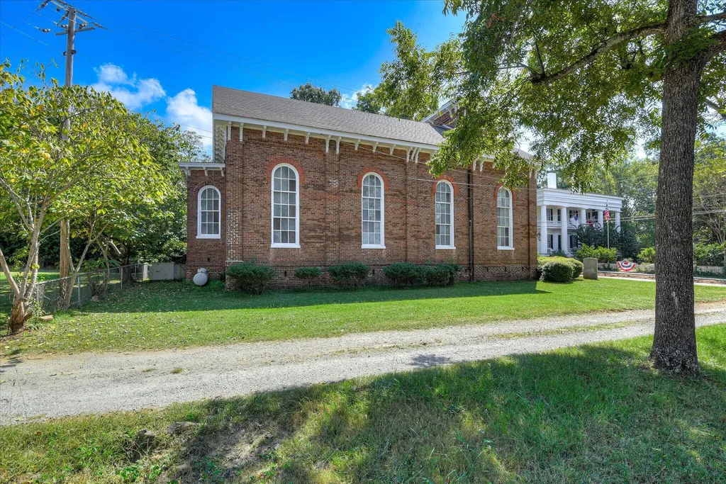 205 E Liberty Street Washington GA 30673