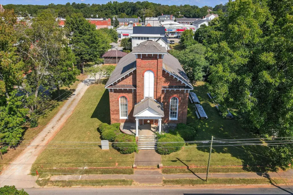 205 E Liberty Street Washington GA 30673
