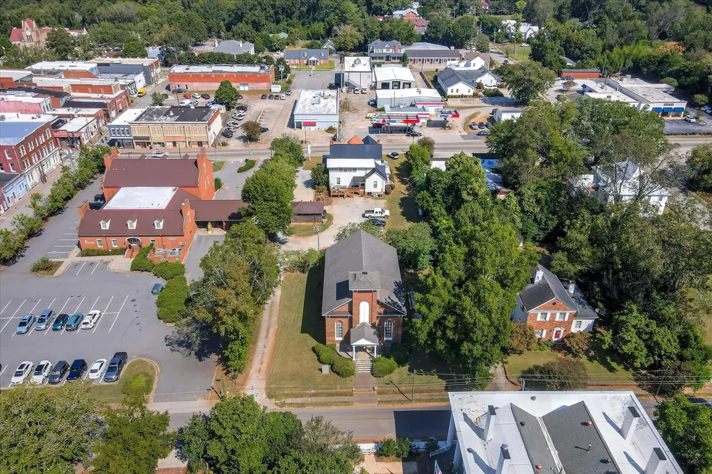 205 E Liberty Street Washington GA 30673