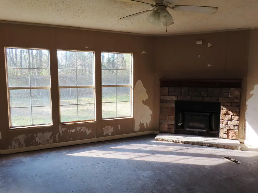 2748 Pine Forest Drive Dearing GA 30808