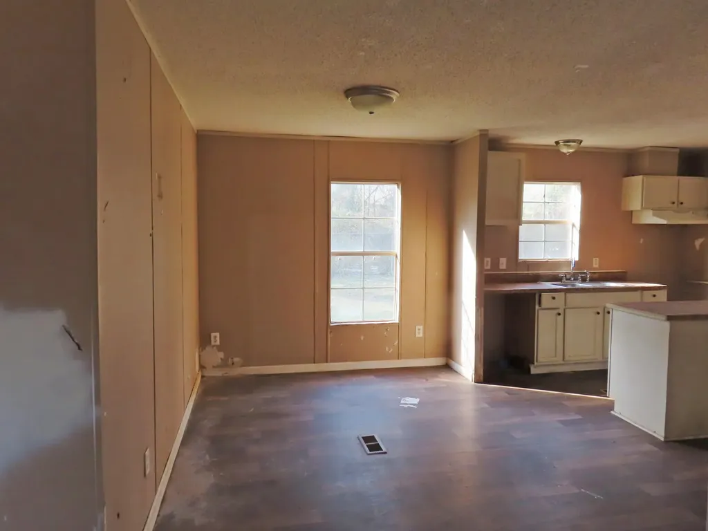 2748 Pine Forest Drive Dearing GA 30808