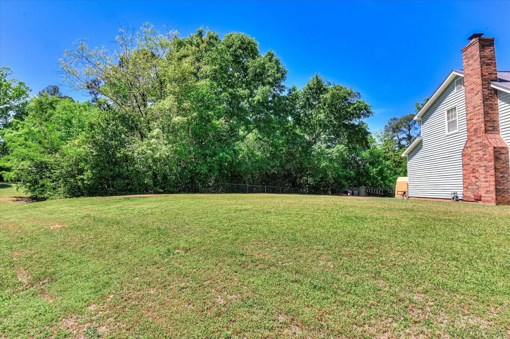 199 Ashley Circle Martinez GA 30907