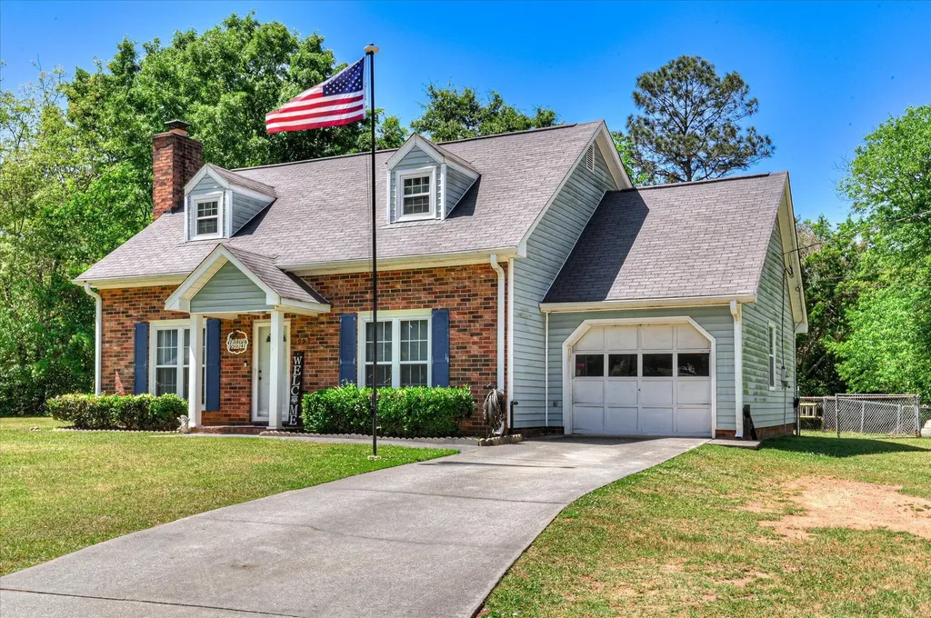 199 Ashley Circle Martinez GA 30907