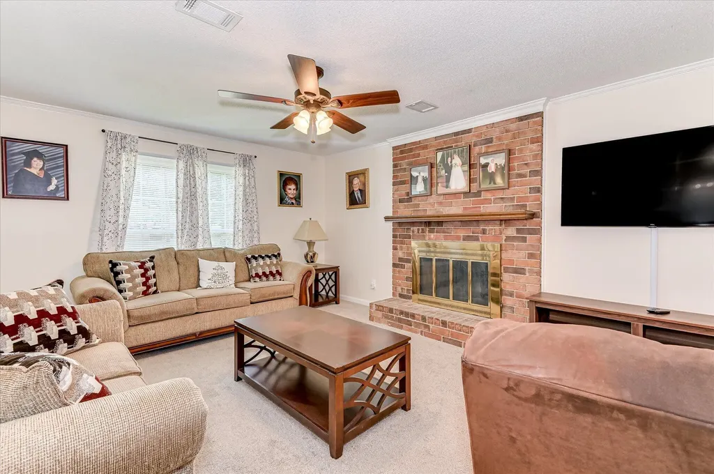 199 Ashley Circle Martinez GA 30907