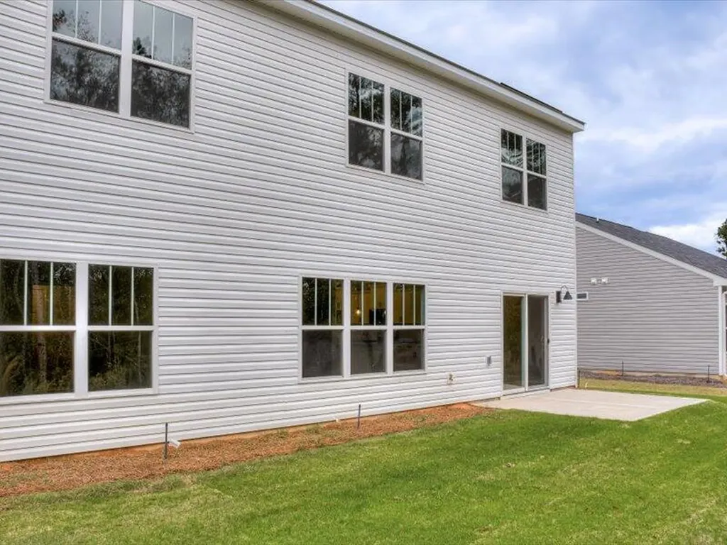 1695 N Pine Ridge Drive Hephzibah GA 30815