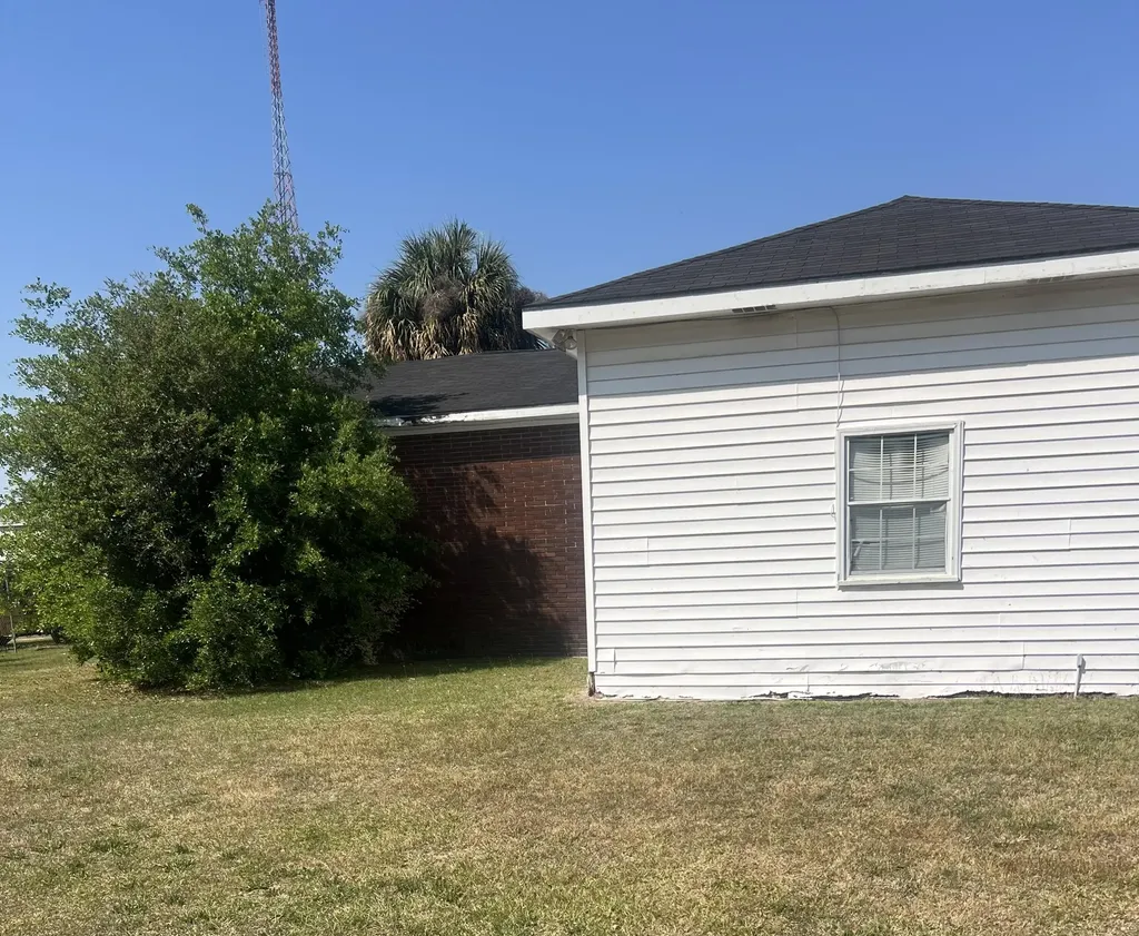1178 E Winthrope Avenue Millen GA 30442