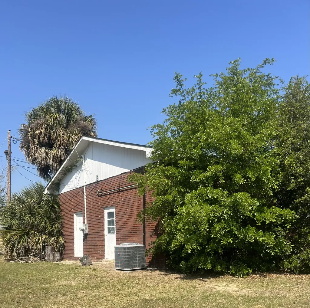1178 E Winthrope Avenue Millen GA 30442