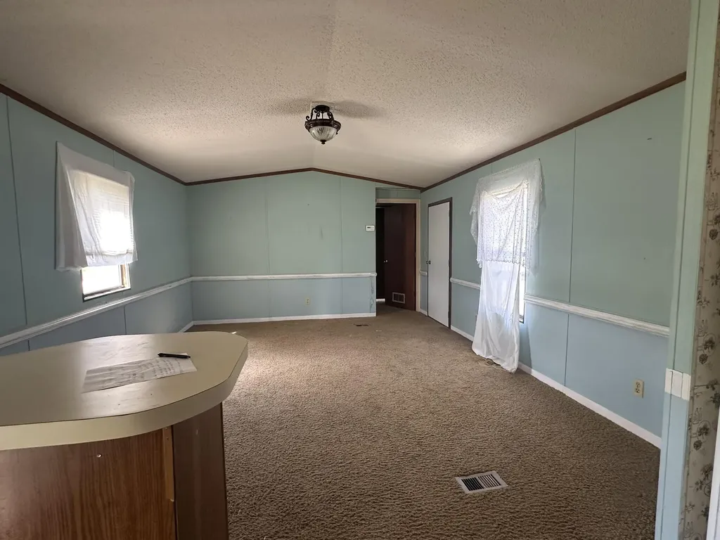 2432-A Tobacco Road Hephzibah GA 30815