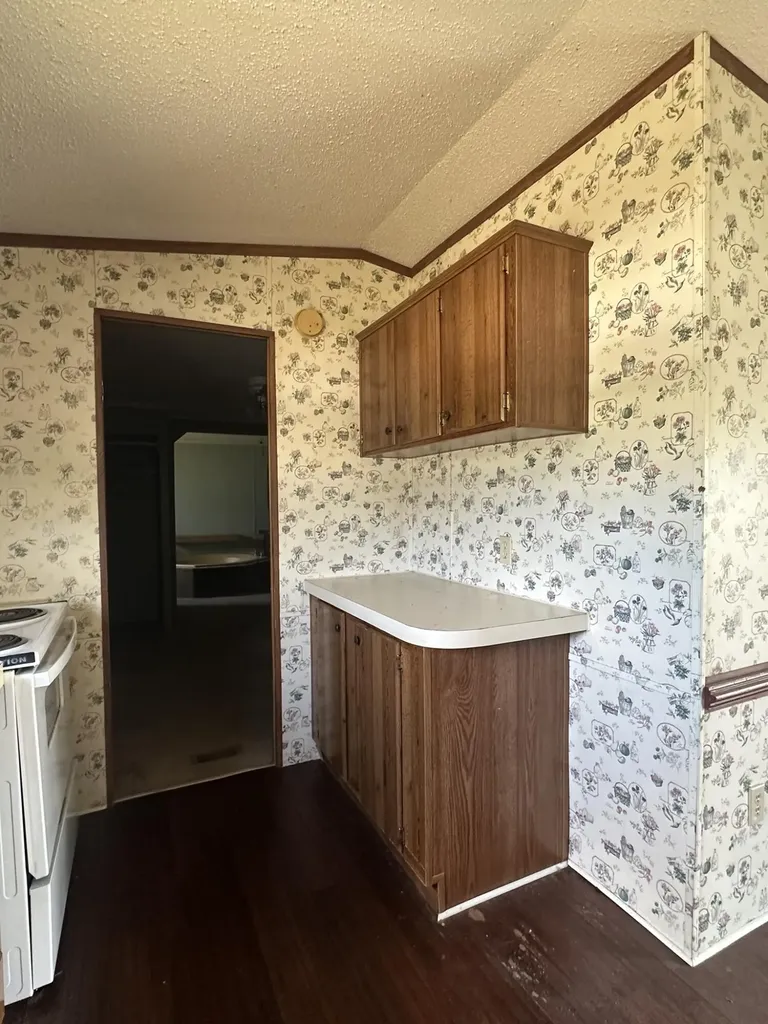 2432-A Tobacco Road Hephzibah GA 30815