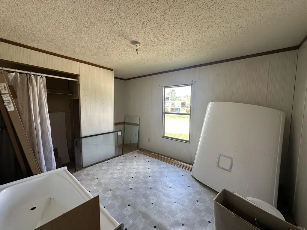2432-A Tobacco Road Hephzibah GA 30815