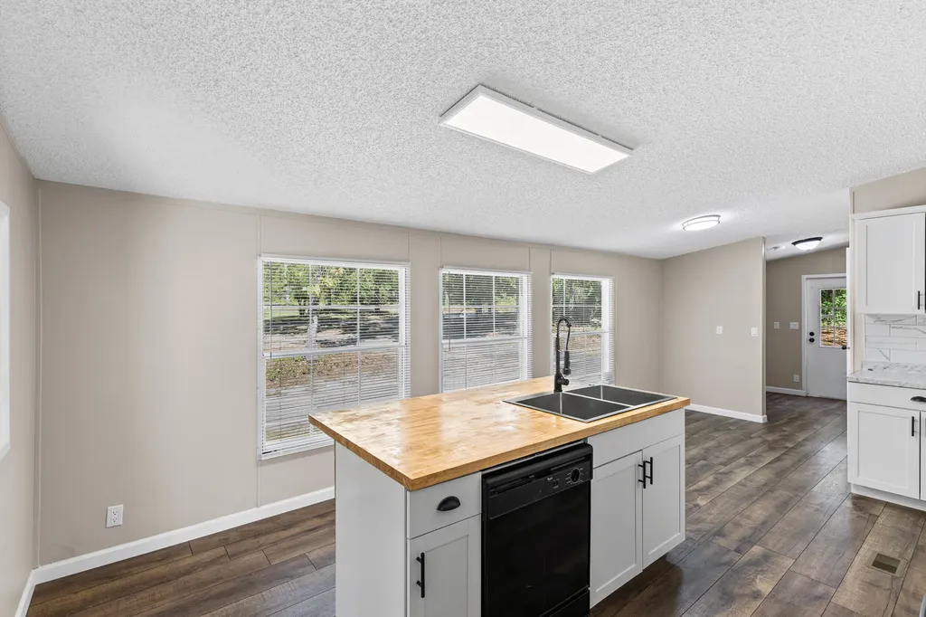4684 Rollins Road Augusta GA 30906