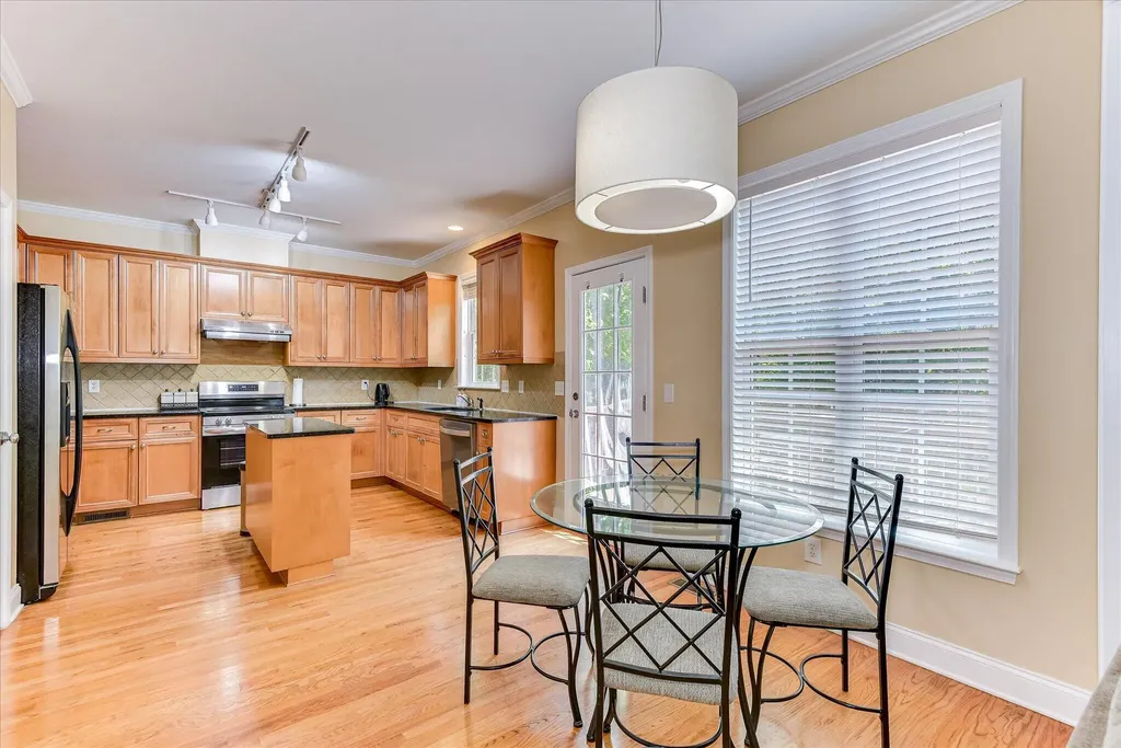 1136 Hunters Cove Evans GA 30809