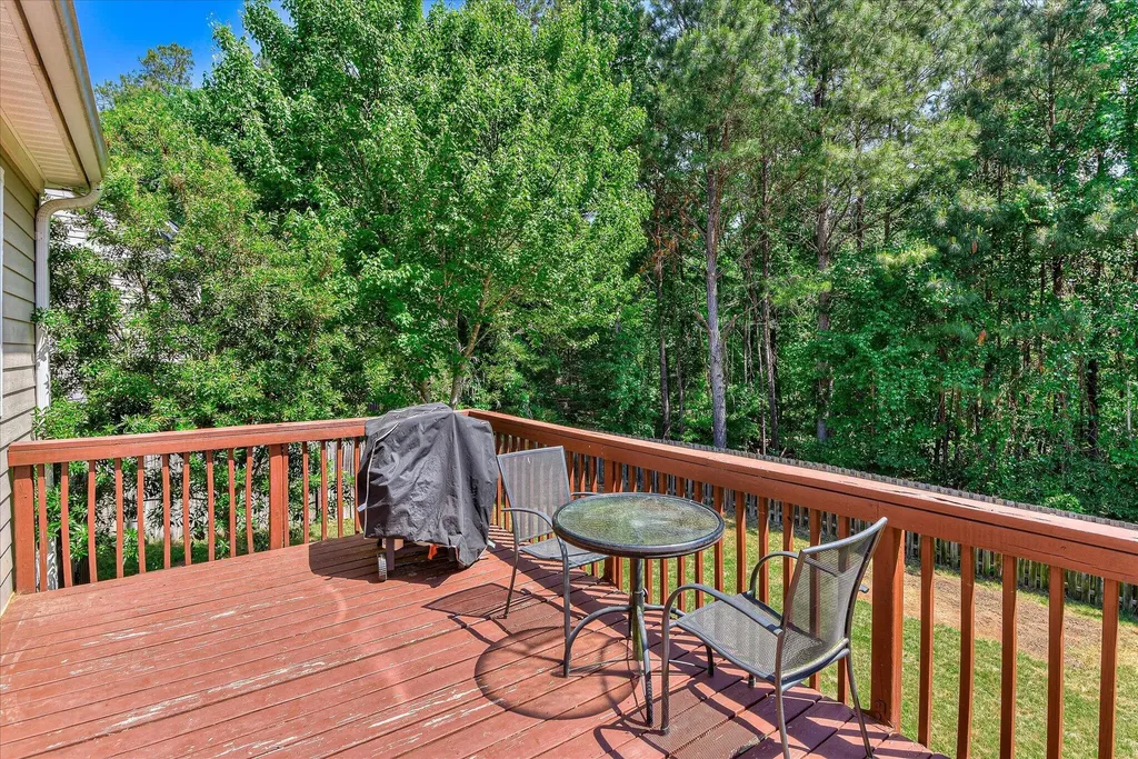 1136 Hunters Cove Evans GA 30809