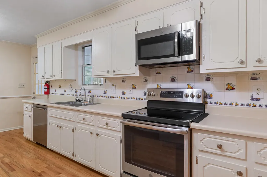 535 Crystal Creek Martinez GA 30907