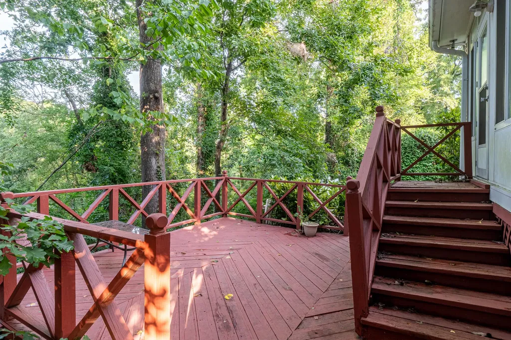 535 Crystal Creek Martinez GA 30907