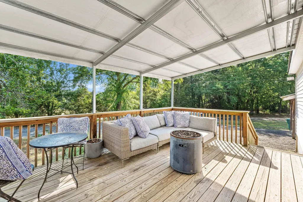 647 Hobbs Mill Road Dearing GA 30808