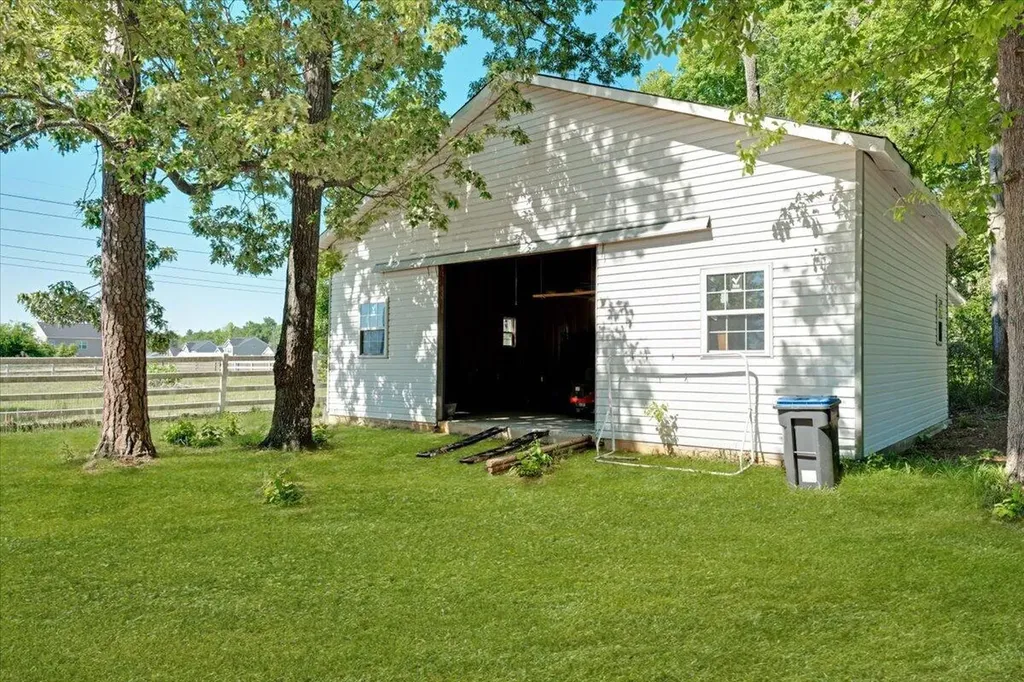 1704 Pitchwood Way Hephzibah GA 30815