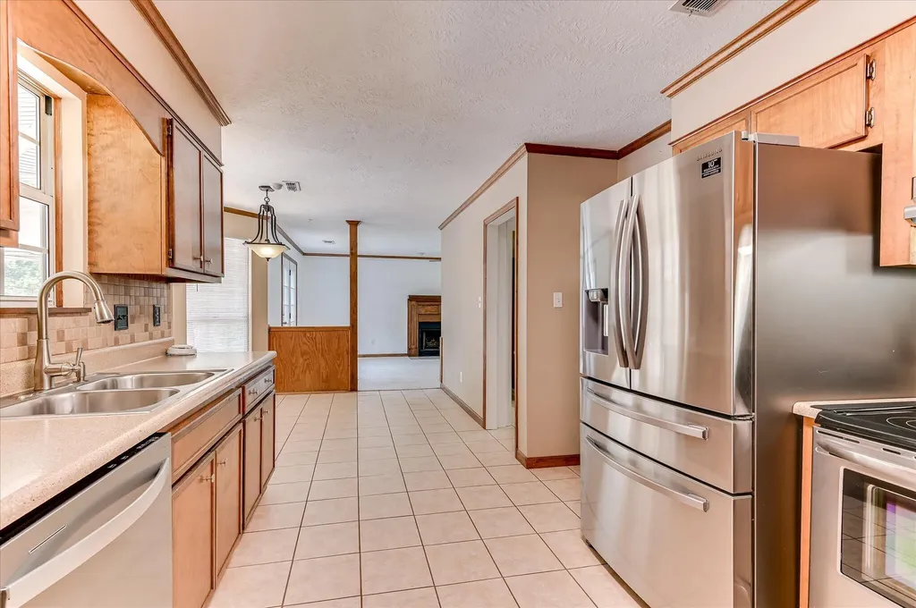 646 W Clinton Way Martinez GA 30907