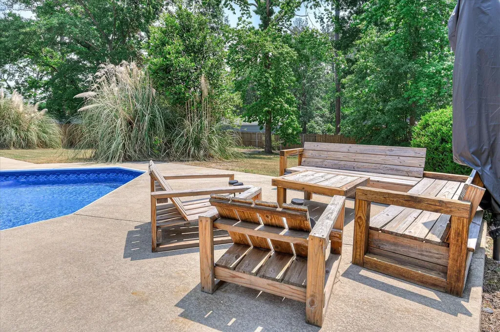646 W Clinton Way Martinez GA 30907