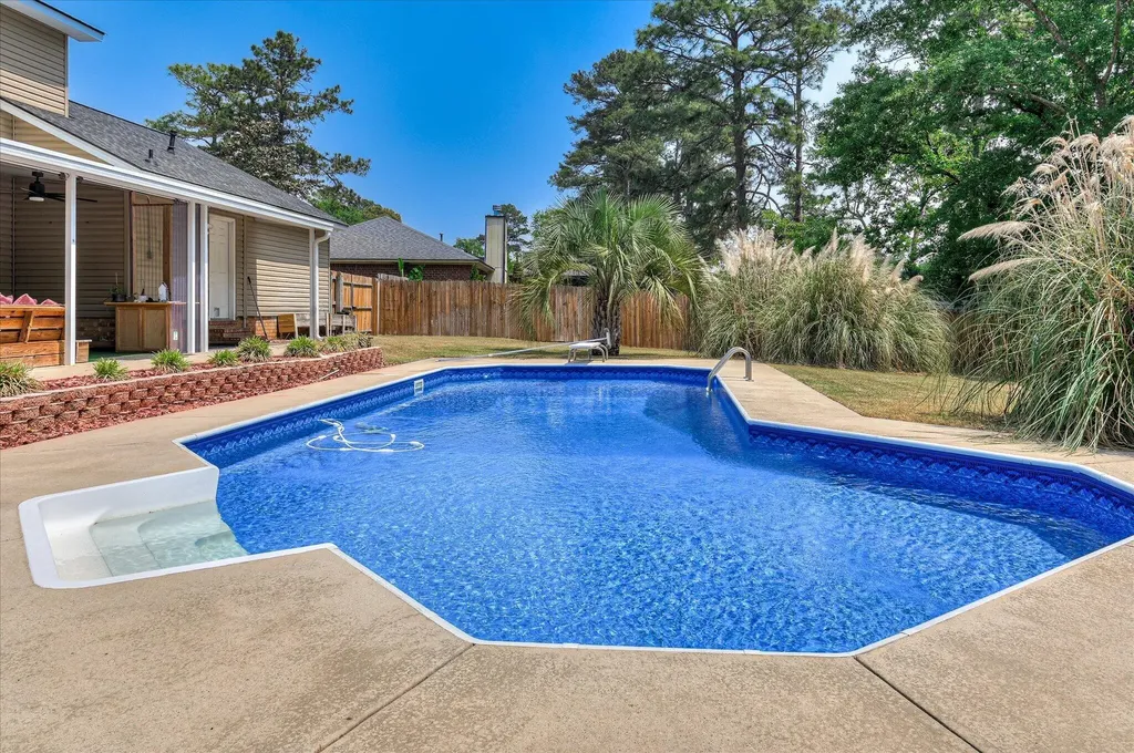 646 W Clinton Way Martinez GA 30907