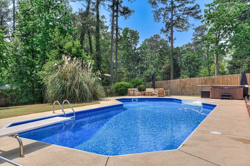 646 W Clinton Way Martinez GA 30907